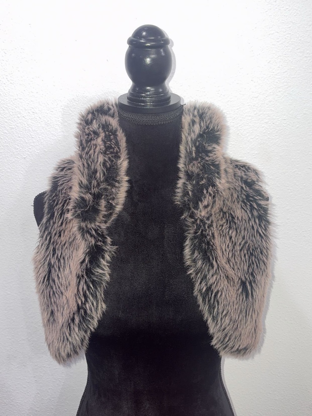 Y2K Cotton Candy Faux Fur Cropped Vest